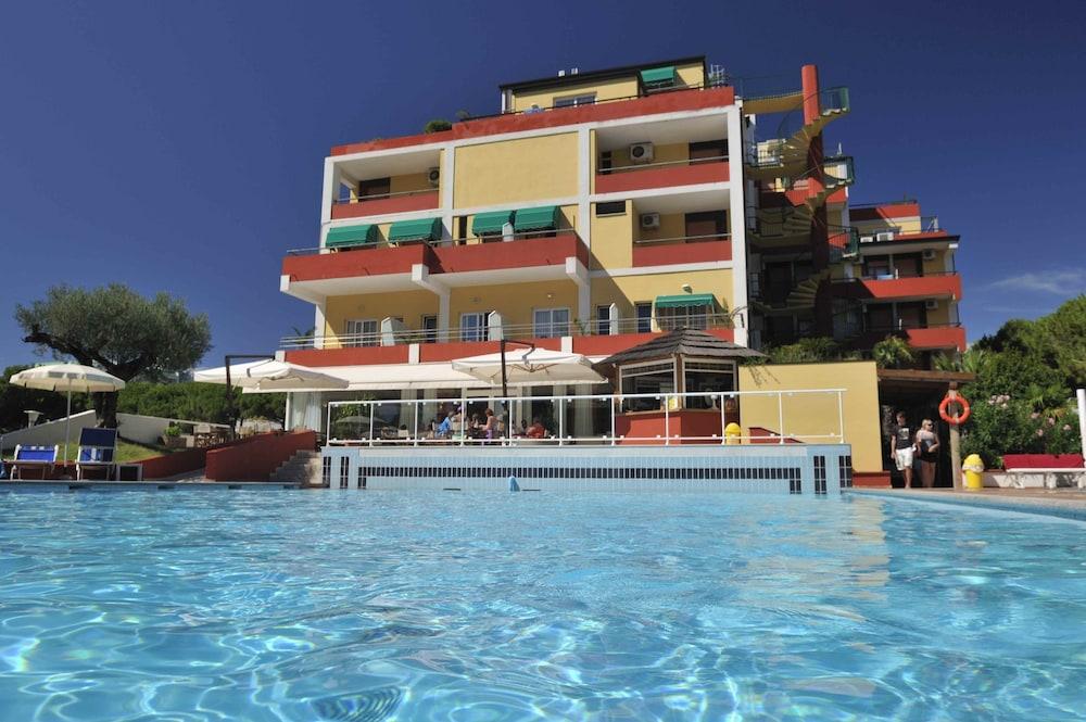 Hotel Bembo بيبيوني المظهر الخارجي الصورة